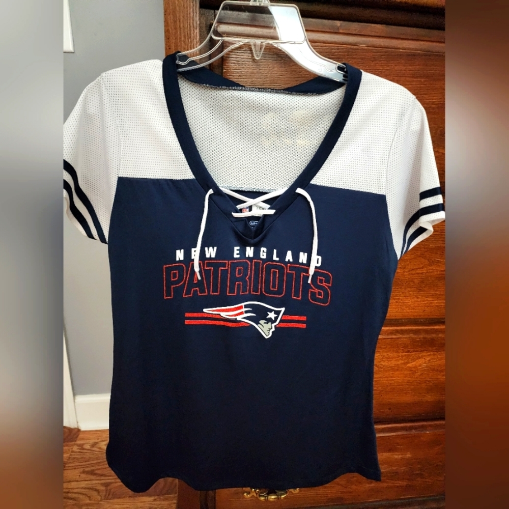 Official NFL Team Apparel New England Patriots shirt size Large